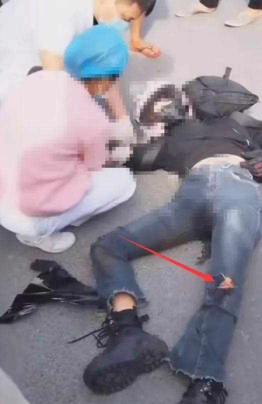 三亿体育·(中国)官方网站网红车祸去世现场曝光哥哥悲痛发声网友不同情(图5)